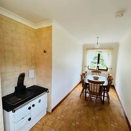 Annamay & Mickeys *